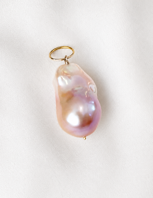 Rose Edison Pearl Charm