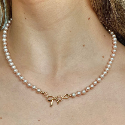 Pink Pearl Bow Necklace